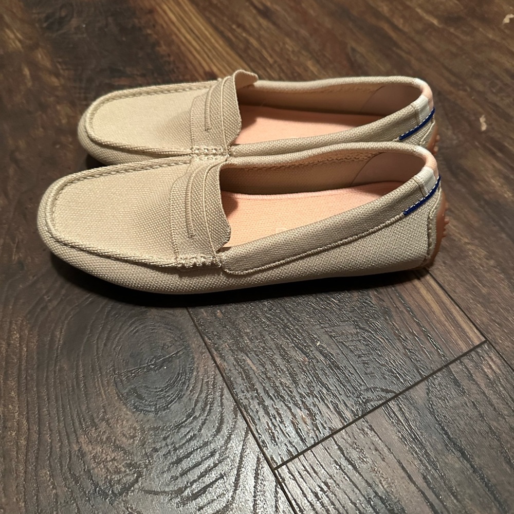 Rothy’s size 8.5 “The Driver” Women’s loafer, color: Sesame